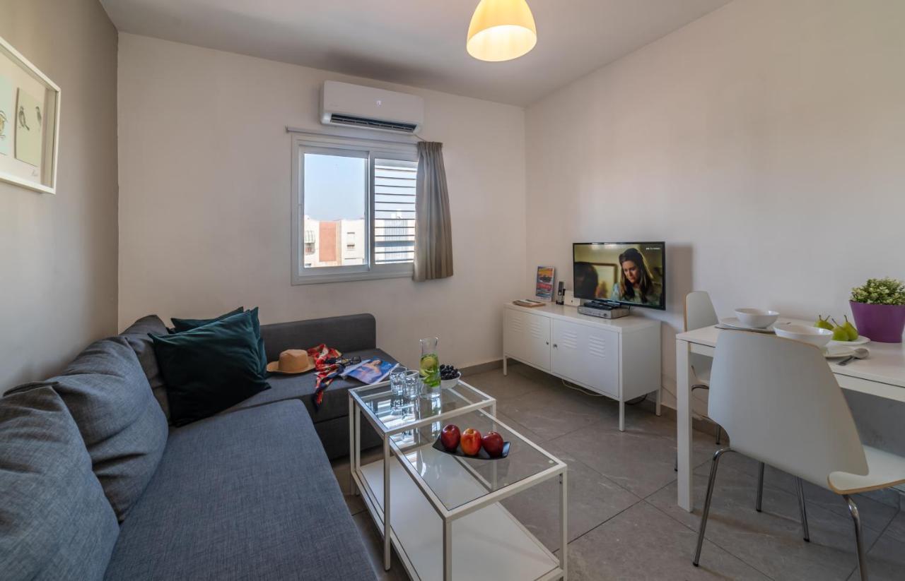 One Bedroom Apartment By Stay Eilat - Eilot Street エクステリア 写真